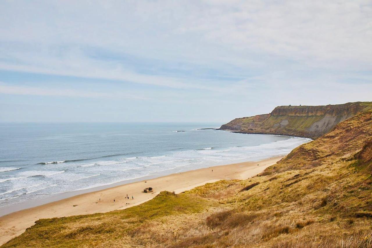 Nirvana Coastal Retreat Holiday Home Cayton Bagian luar foto