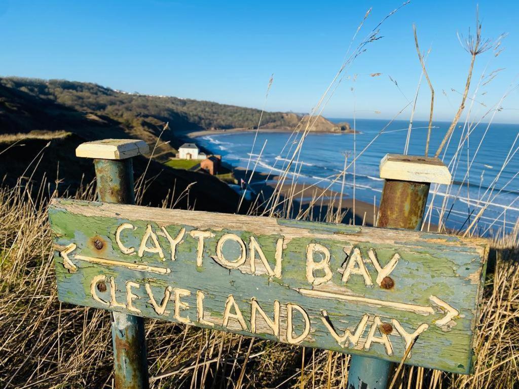 Nirvana Coastal Retreat Holiday Home Cayton Bagian luar foto