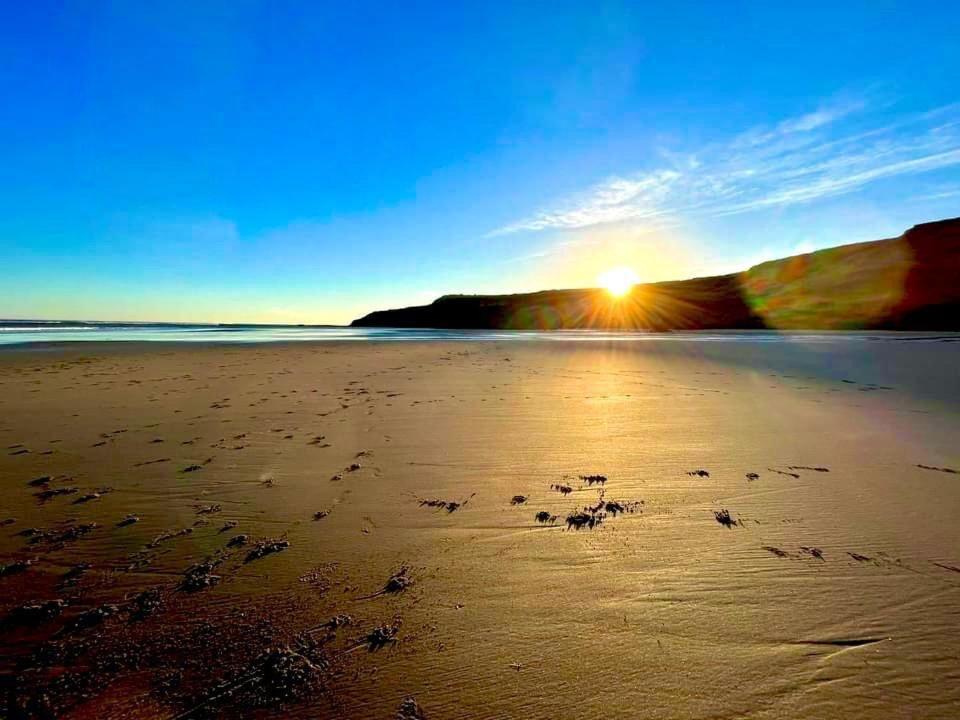 Nirvana Coastal Retreat Holiday Home Cayton Bagian luar foto